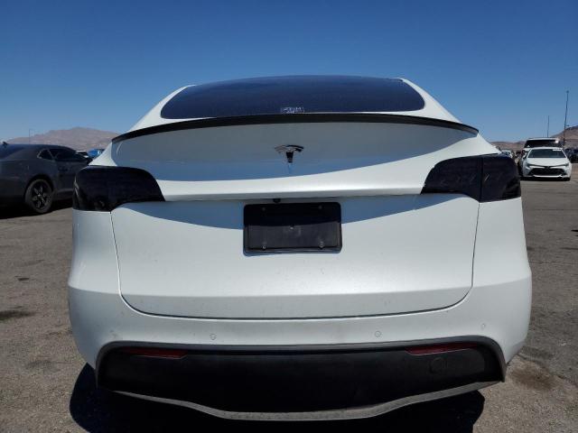 5YJYGDED6MF110950 - 2021 TESLA MODEL Y Weiß Foto 6