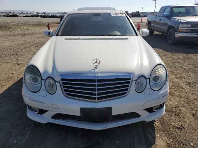 WDBUF56X79B421148 - 2009 MERCEDES-BENZ E 350 WHITE photo 5