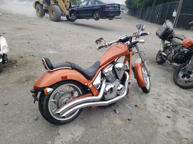 JH2SC6107BK100547 - 2011 HONDA VT1300 CX ORANGE photo 4