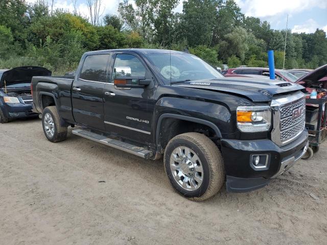 1GT12UEY7JF181990 - 2018 GMC SIERRA K2500 DENALI BLACK photo 4