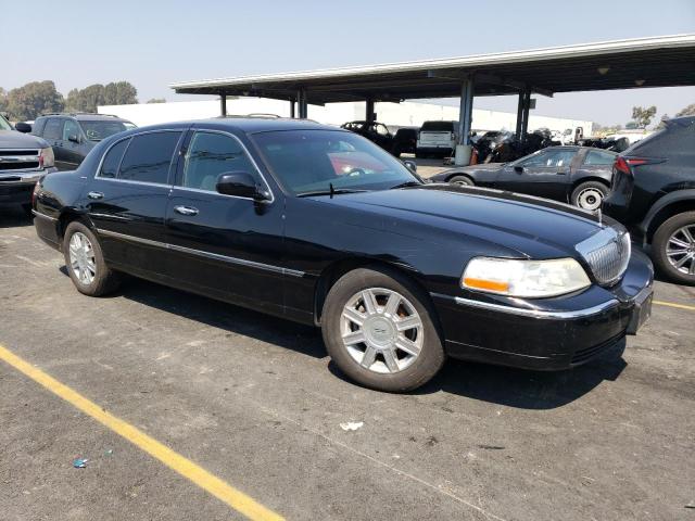 1LNHM84W97Y611026 - 2007 LINCOLN TOWN CAR EXECUTIVE L BLACK photo 4