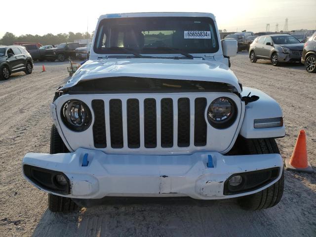 1C4JJXP60NW172103 - 2022 JEEP WRANGLER U SAHARA 4XE WHITE photo 5