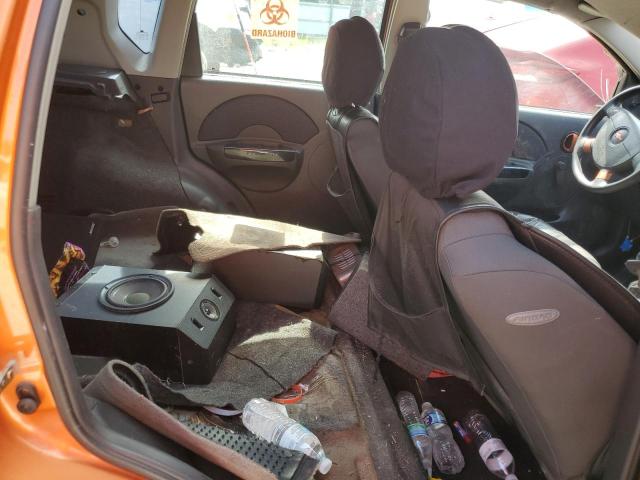 KL1TD66636B665026 - 2006 CHEVROLET AVEO BASE ORANGE photo 10