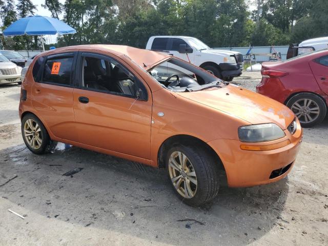 KL1TD66636B665026 - 2006 CHEVROLET AVEO BASE ORANGE photo 4