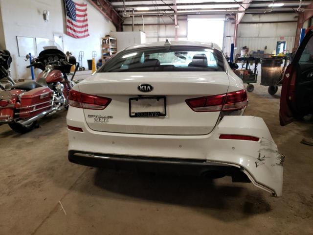 5XXGT4L33LG401435 - 2020 KIA OPTIMA LX WHITE photo 6