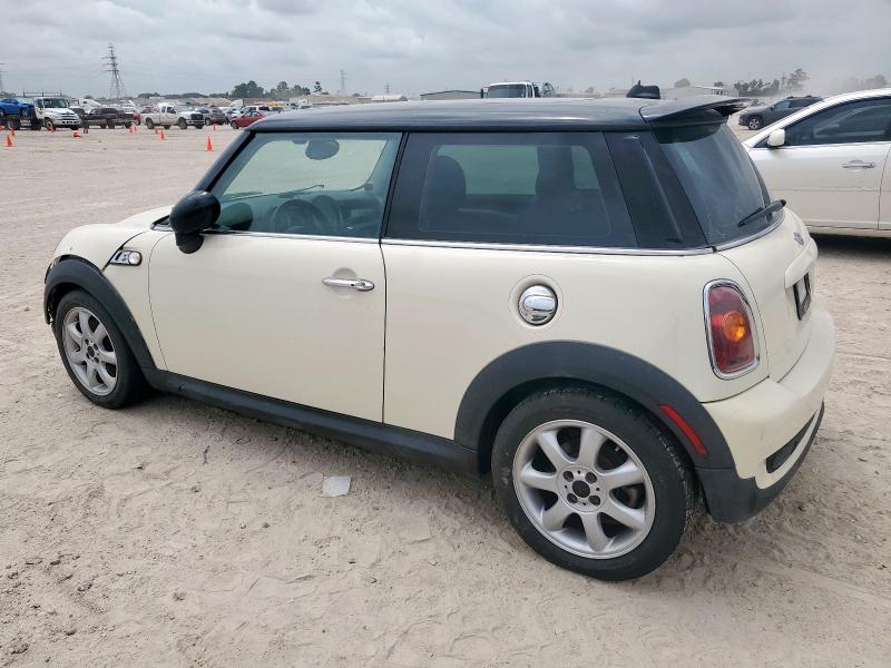 WMWMF73529TT93993 - 2009 MINI COOPER S CREAM photo 2