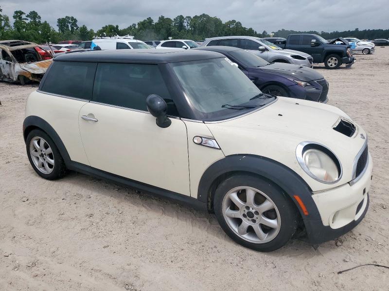 WMWMF73529TT93993 - 2009 MINI COOPER S CREAM photo 4