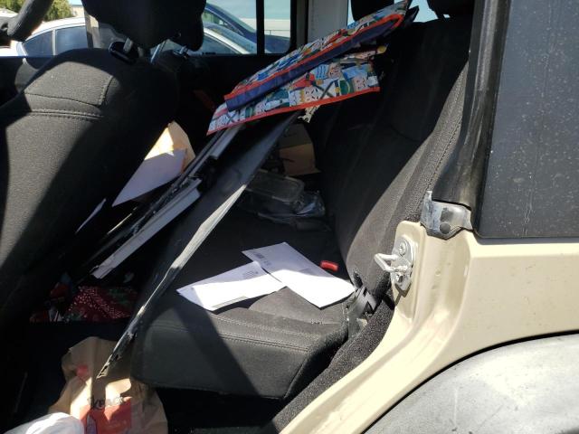 1C4BJWDG1HL719395 - 2017 JEEP WRANGLER U SPORT BEIGE photo 11