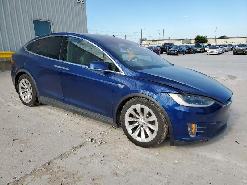 5YJXCBE2XGF015936 - 2016 TESLA MODEL X 蓝色 照片 4