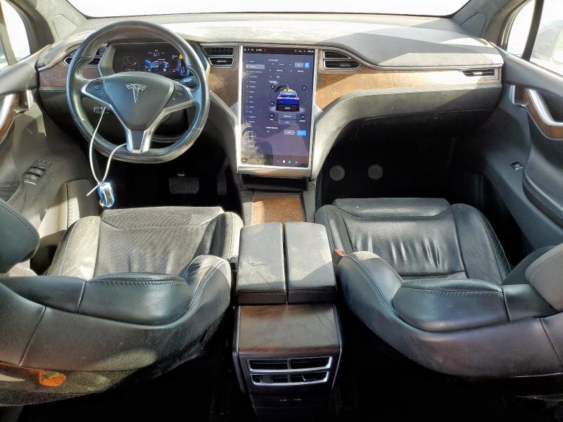 5YJXCBE2XGF015936 - 2016 TESLA MODEL X 蓝色 照片 8