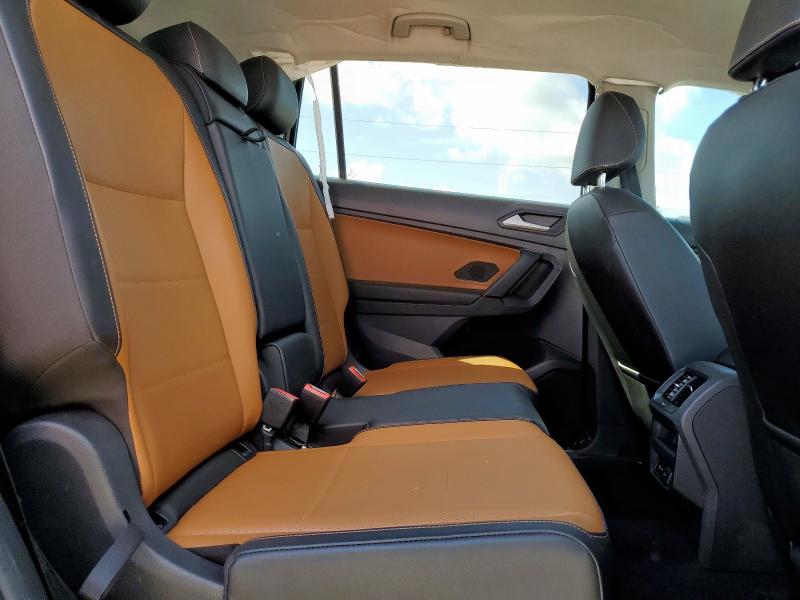 3VV3B7AX4KM065351 - 2019 VOLKSWAGEN TIGUAN SE Noir photo 11