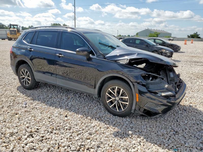 3VV3B7AX4KM065351 - 2019 VOLKSWAGEN TIGUAN SE Noir photo 4