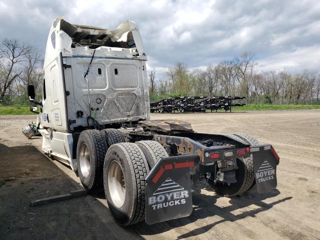 3AKJHHDR4JSJX8057 - 2018 FREIGHTLINER CASCADIA 1 WHITE photo 3