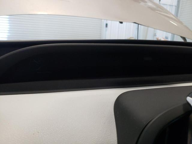 JTDKARFP6K3108512 - 2019 TOYOTA PRIUS PRIM 银色 照片 9