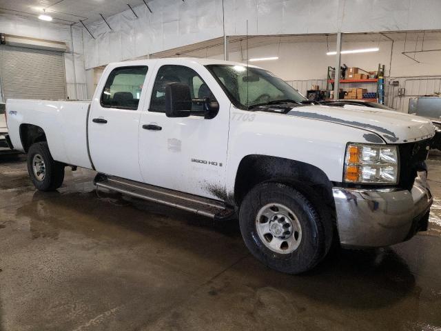 1GCHK33K98F205756 - 2008 CHEVROLET 3500HD K3500 WHITE photo 4