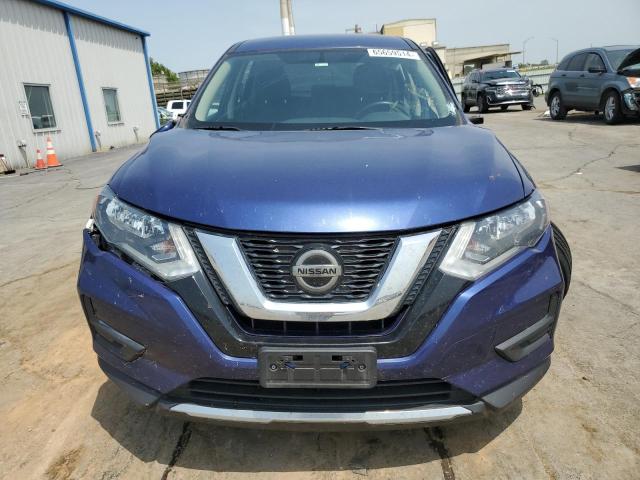 KNMAT2MV1JP574385 - 2018 NISSAN ROGUE S BLUE photo 5