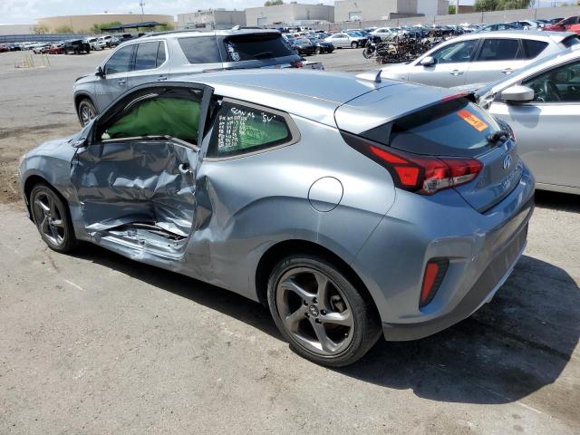 KMHTG6AF4KU019852 - 2019 HYUNDAI VELOSTER BASE GRAY photo 2