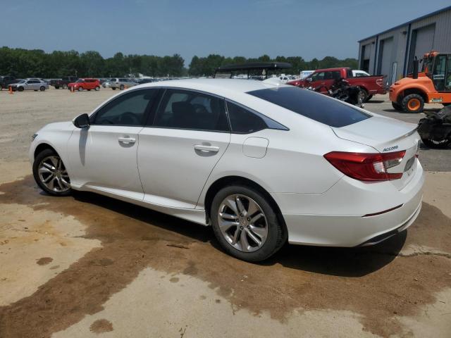 1HGCV1F16JA055103 - 2018 HONDA ACCORD LX WHITE photo 2