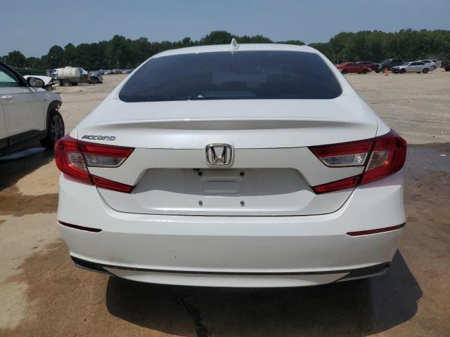 1HGCV1F16JA055103 - 2018 HONDA ACCORD LX WHITE photo 6