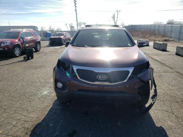 5XYKU3A62CG285011 - 2012 KIA SORENTO EX BURGUNDY photo 9