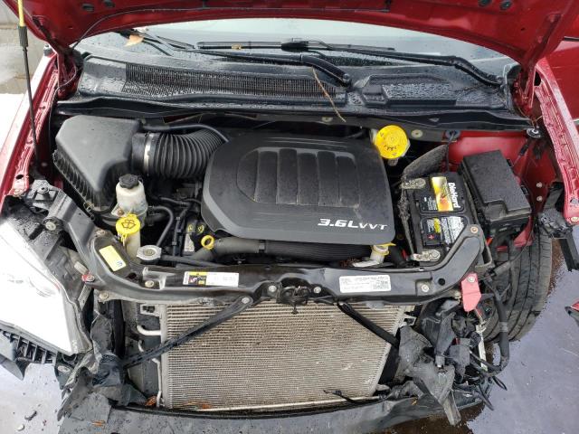 2C4RC1BG0GR189229 - 2016 CHRYSLER TOWN & COU TOURING RED photo 12