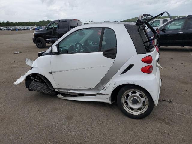 WMEEJ3BA3FK808318 - 2015 SMART FORTWO PURE SILVER photo 2