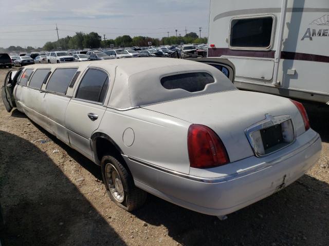 1L1FM81W5XY658132 - 1999 LINCOLN TOWN CAR EXECUTIVE WHITE photo 2