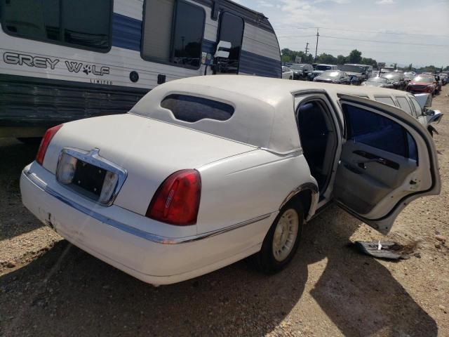 1L1FM81W5XY658132 - 1999 LINCOLN TOWN CAR EXECUTIVE WHITE photo 3