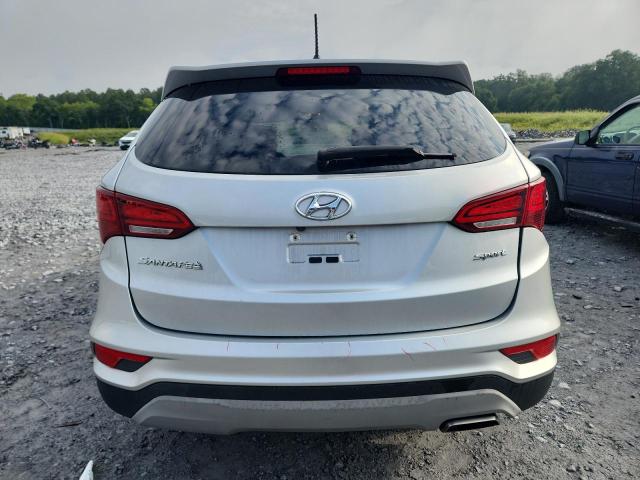 5XYZT3LB7JG571624 - 2018 HYUNDAI SANTA FE S SILVER photo 6
