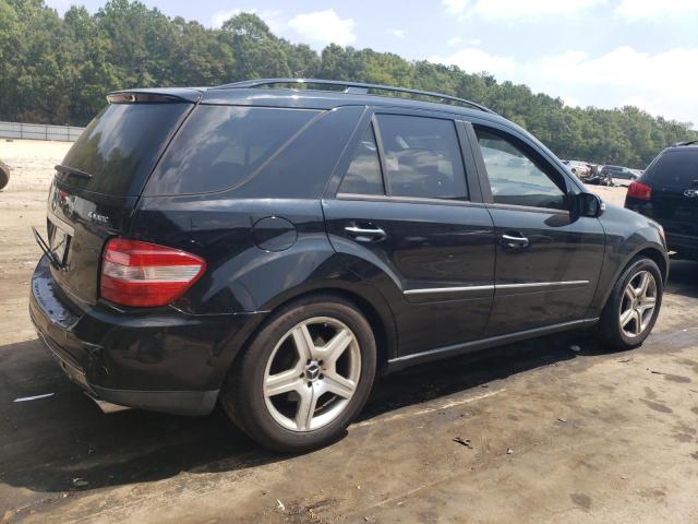 4JGBB75E86A061689 - 2006 MERCEDES-BENZ ML 500 BLACK photo 3