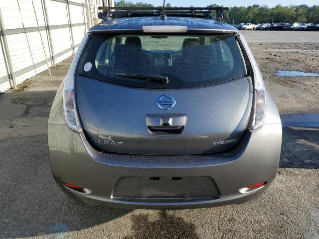 1N4AZ0CP6FC327311 - 2015 NISSAN LEAF S GRAY photo 6