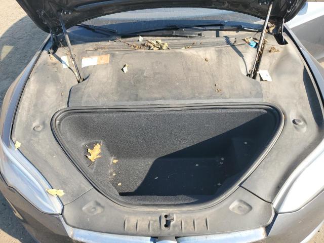 5YJSA1E29GF146141 - 2016 TESLA MODEL S ნაცრისფერი ფოტო 11