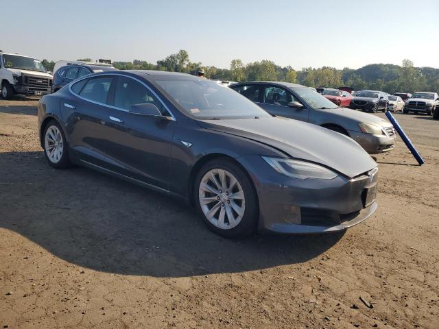 5YJSA1E29GF146141 - 2016 TESLA MODEL S ნაცრისფერი ფოტო 4