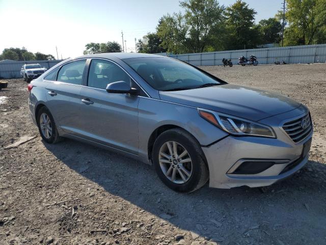 5NPE24AF5HH535723 - 2017 HYUNDAI SONATA SE SILVER photo 4