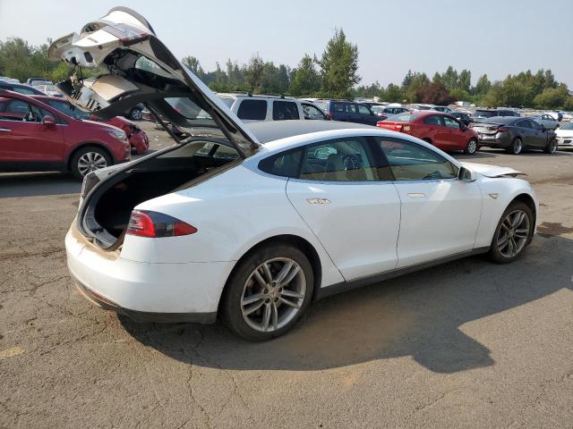 5YJSA1CN7DFP20227 - 2013 TESLA MODEL S WHITE photo 3