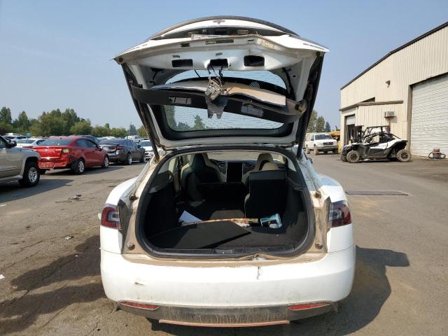 5YJSA1CN7DFP20227 - 2013 TESLA MODEL S WHITE photo 6