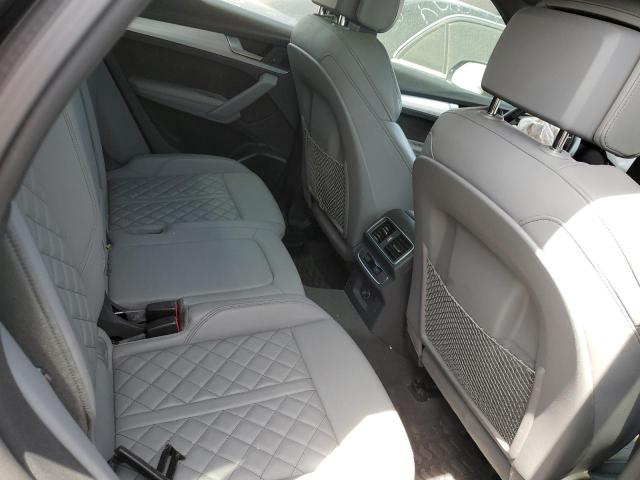 WA1C4AFY8J2183653 - 2018 AUDI SQ5 PRESTIGE CHARCOAL photo 11