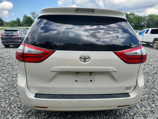 5TDDZ3DC8HS160360 - 2017 TOYOTA SIENNA XLE 白色 照片 6