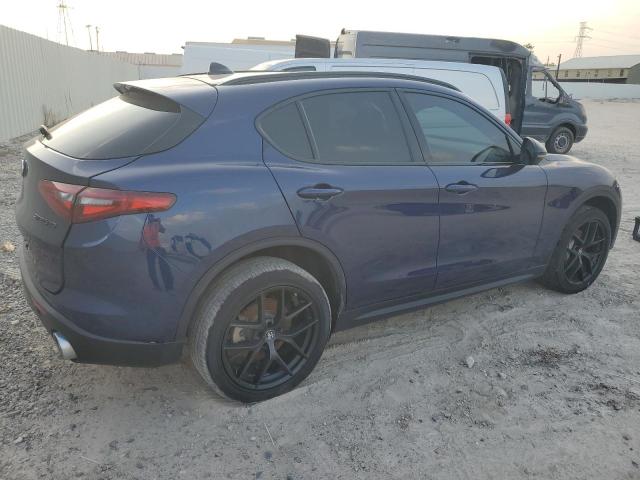 ZASPAJAN5M7C99694 - 2021 ALFA ROMEO STELVIO SPORT Blau Foto 3