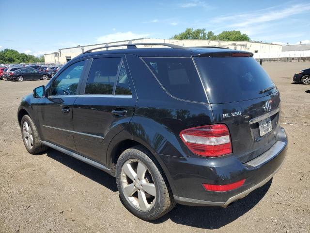 4JGBB8GB8BA626591 - 2011 MERCEDES-BENZ ML 350 4MATIC BLACK photo 2