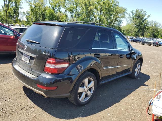 4JGBB8GB8BA626591 - 2011 MERCEDES-BENZ ML 350 4MATIC BLACK photo 3