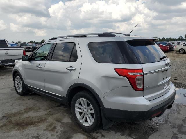 1FMHK7D81CGA36390 - 2012 FORD EXPLORER XLT 银色 照片 2