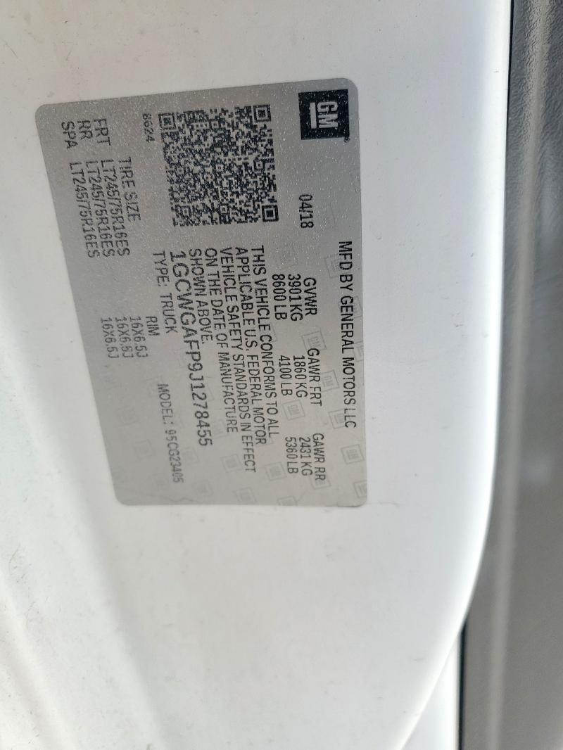 1GCWGAFP9J1278455 - 2018 CHEVROLET EXPRESS G2 白色 照片 14