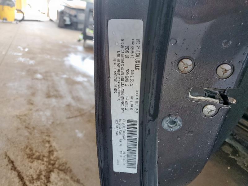 2C3CDZFJ0GH162405 - 2016 DODGE CHALLENGER R/T SCAT PACK CHARCOAL photo 12