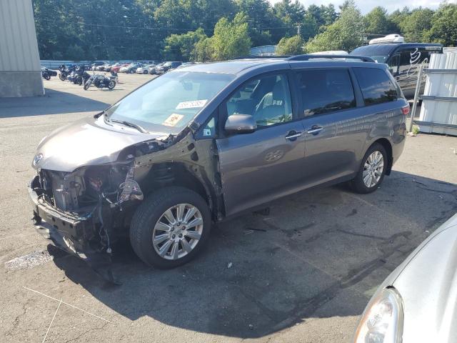 2016 TOYOTA SIENNA XLE, 