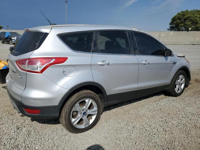 1FMCU9GX2EUD44725 - 2014 FORD ESCAPE SE SILVER photo 3