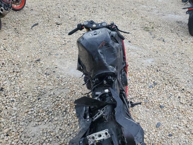 JS1GN7FA7B2100302 - 2011 SUZUKI GSX-R600 RED photo 6