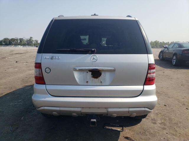 4JGAB75E82A337438 - 2002 MERCEDES-BENZ ML 500 SILVER photo 6