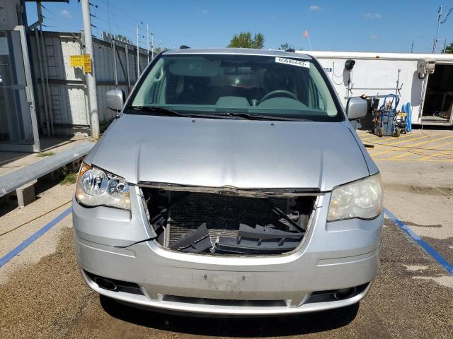 2A4RR5D1XAR245614 - 2010 CHRYSLER TOWN & COU TOURING 银色 照片 5