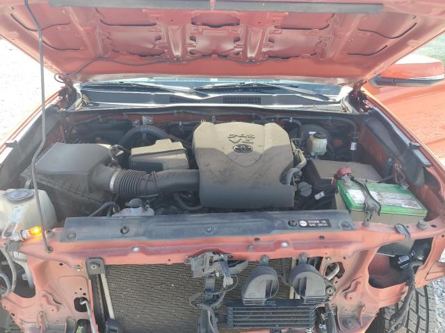 3TMAZ5CN5HM027945 - 2017 TOYOTA TACOMA DOUBLE CAB ORANGE photo 11